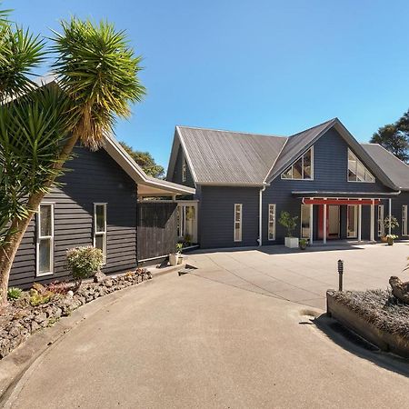 Fantail River Lodge Haruru Exterior photo